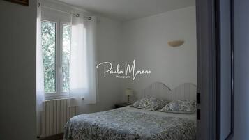 2 sovrum, strykjärn/strykbräda, wi-fi och sängkläder