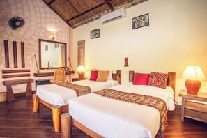 Deluxe Double or Twin Room, Balcony, Garden View | Laptop workspace, free WiFi