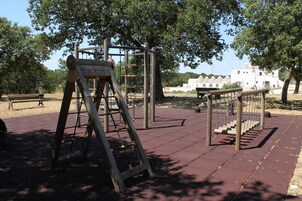 Zona de juegos infantil al aire libre