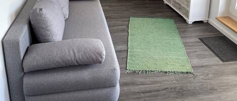 Fernseher, Bücher, Stereoanlage