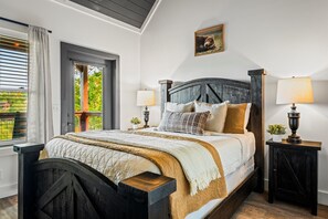 2 bedrooms, iron/ironing board, WiFi, bed sheets - New Listing Special | Epic Views | Hot Tub*Dogs Welcome (Sevierville)