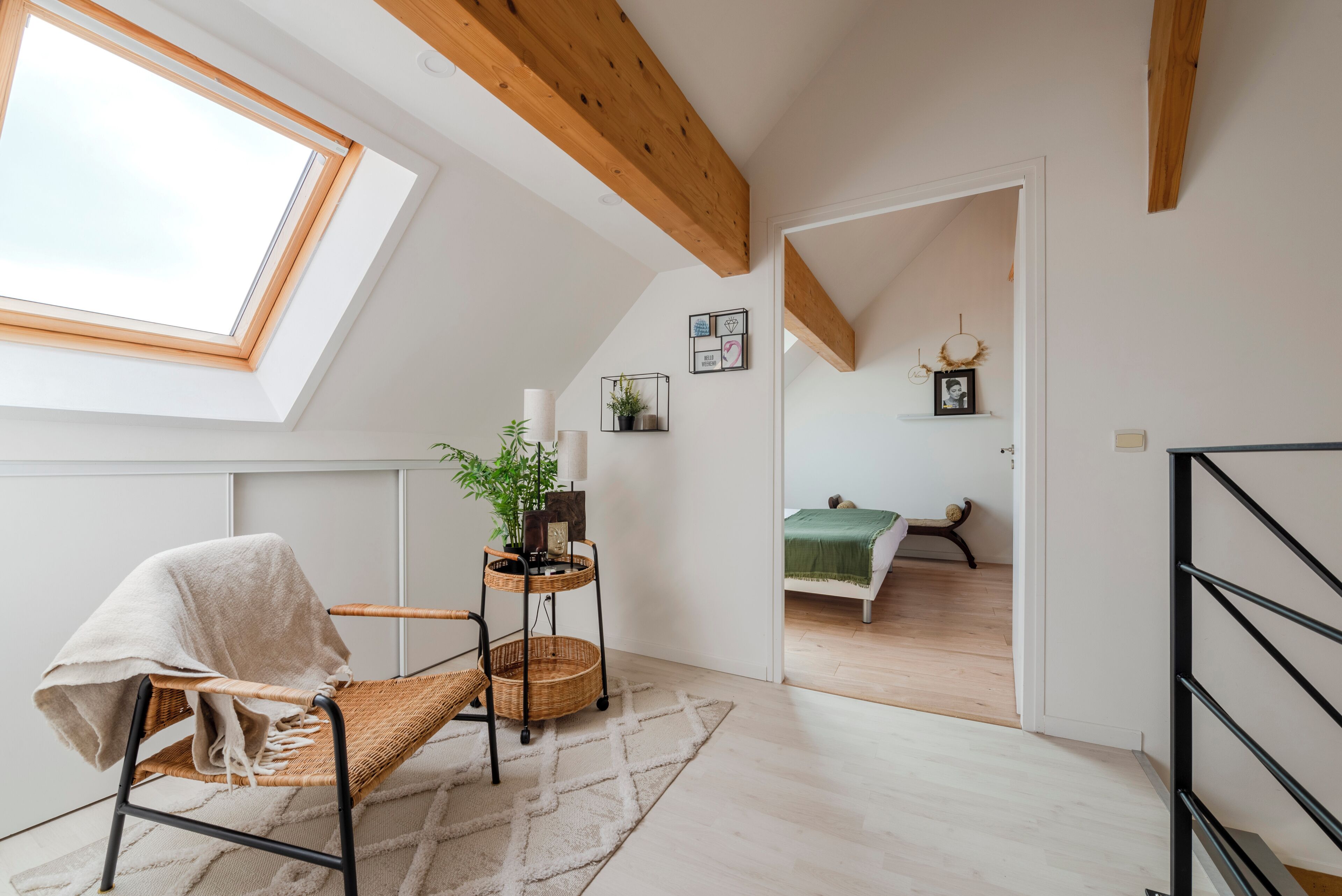 4 bedrooms, desk, iron/ironing board, free WiFi