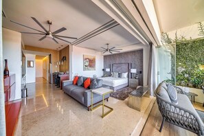 TV, offices - Luxurious Condo at SOHO with Panoramic Romantic Zone Views (Puerto Vallarta)