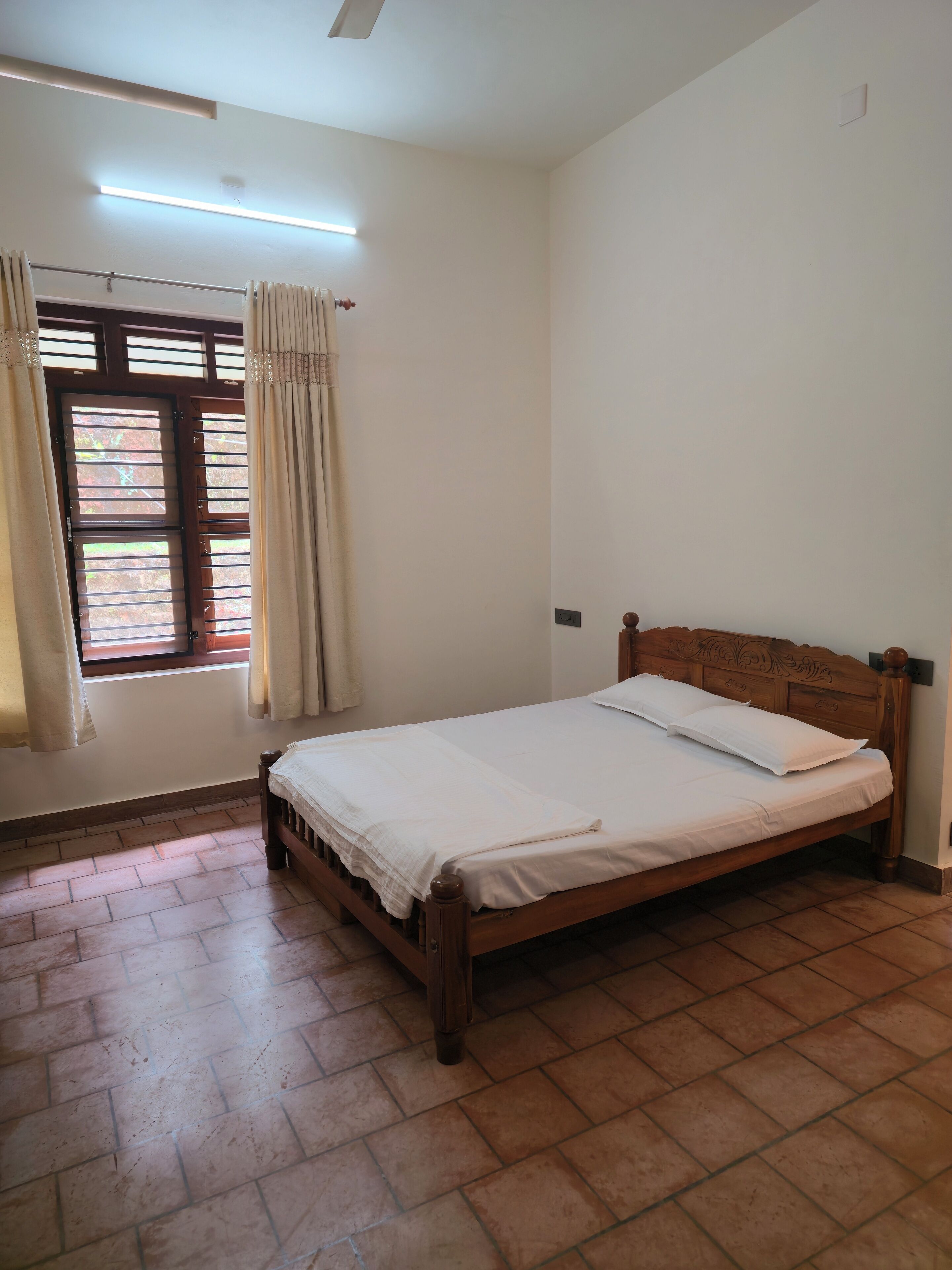 3 dormitorios, escritorio, tabla de planchar con plancha y wifi gratis