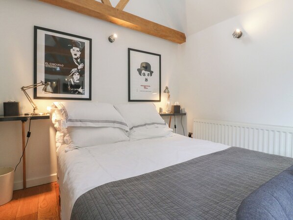 1 bedroom, individually decorated, individually furnished, free WiFi