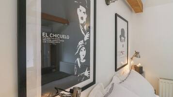 1 bedroom, individually decorated, individually furnished, free WiFi