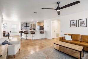Smart TV, offices