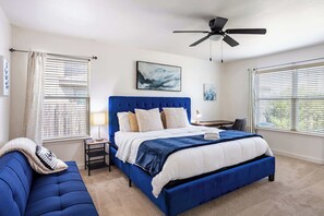 3 habitaciones, escritorio, tabla de planchar con plancha y wifi