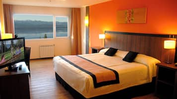 1 chambre, fer et planche Ă repasser, Wi-Fi gratuit, draps fournis