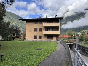 Íbúð - reykherbergi | 2 svefnherbergi