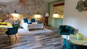 Vierbettzimmer, Gartenblick | Verdunkelungsvorhänge, schallisolierte Zimmer, Bügeleisen/Bügelbrett