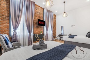5 Schlafzimmer, Bügeleisen/Bügelbrett, WLAN, Bettwäsche