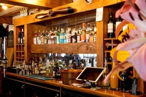 Bar (en la propiedad)