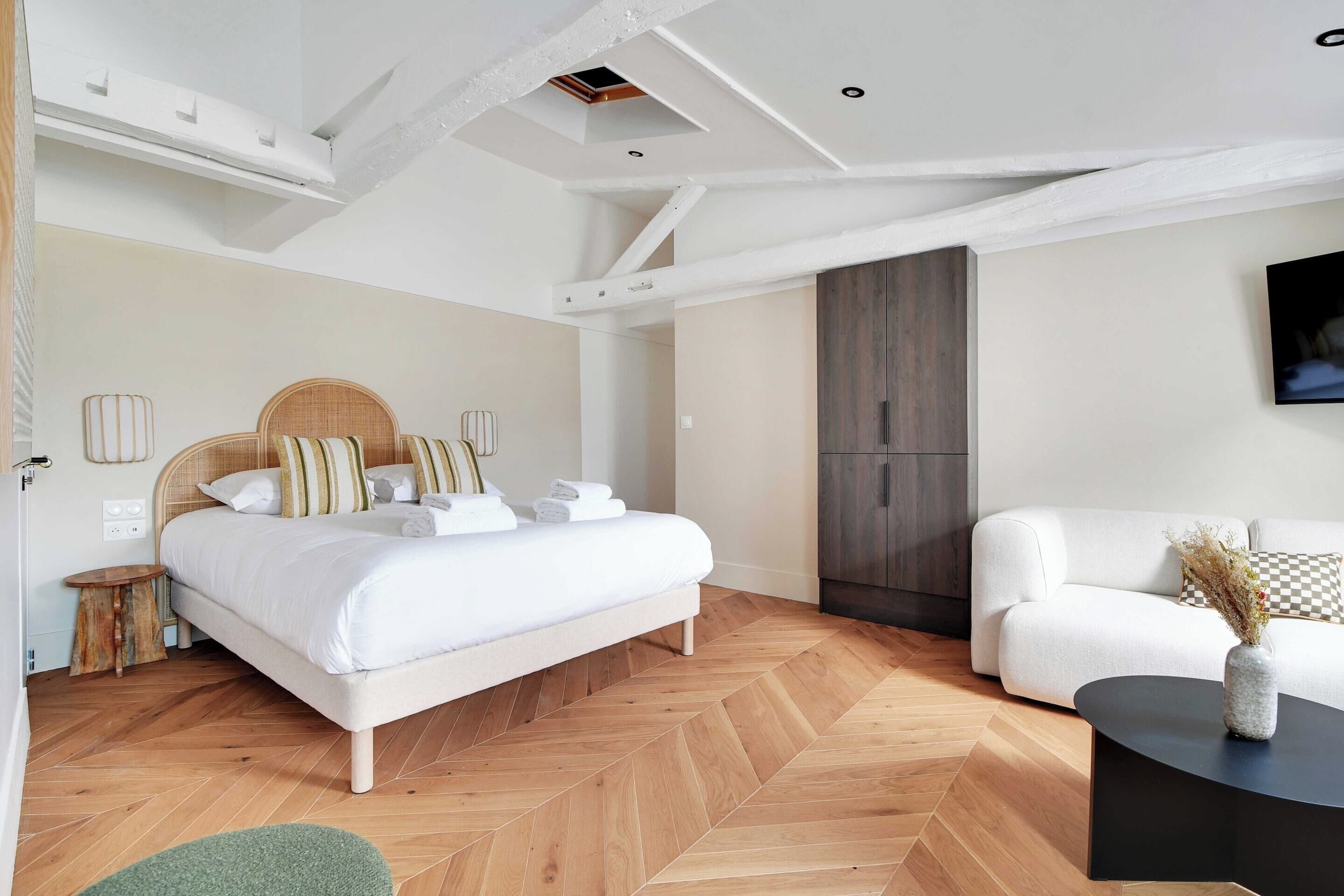 Apartment | 1 Schlafzimmer, laptopgeeigneter Arbeitsplatz, Bügeleisen/Bügelbrett