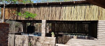 Cosy Hut, Rustic Marloth Cottage Near Kruger Gate, Ideal for Nature Lovers
