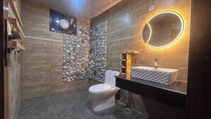 Chalet, Mountain View | Bathroom | Shower, towels, soap, shampoo