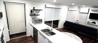 Baldivis Home Close to IGA/ CAFE/ RESTAURANTS