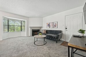 Smart TV, offices