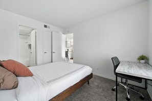 1 Schlafzimmer, Schreibtisch, Bügeleisen/Bügelbrett, kostenloses WLAN