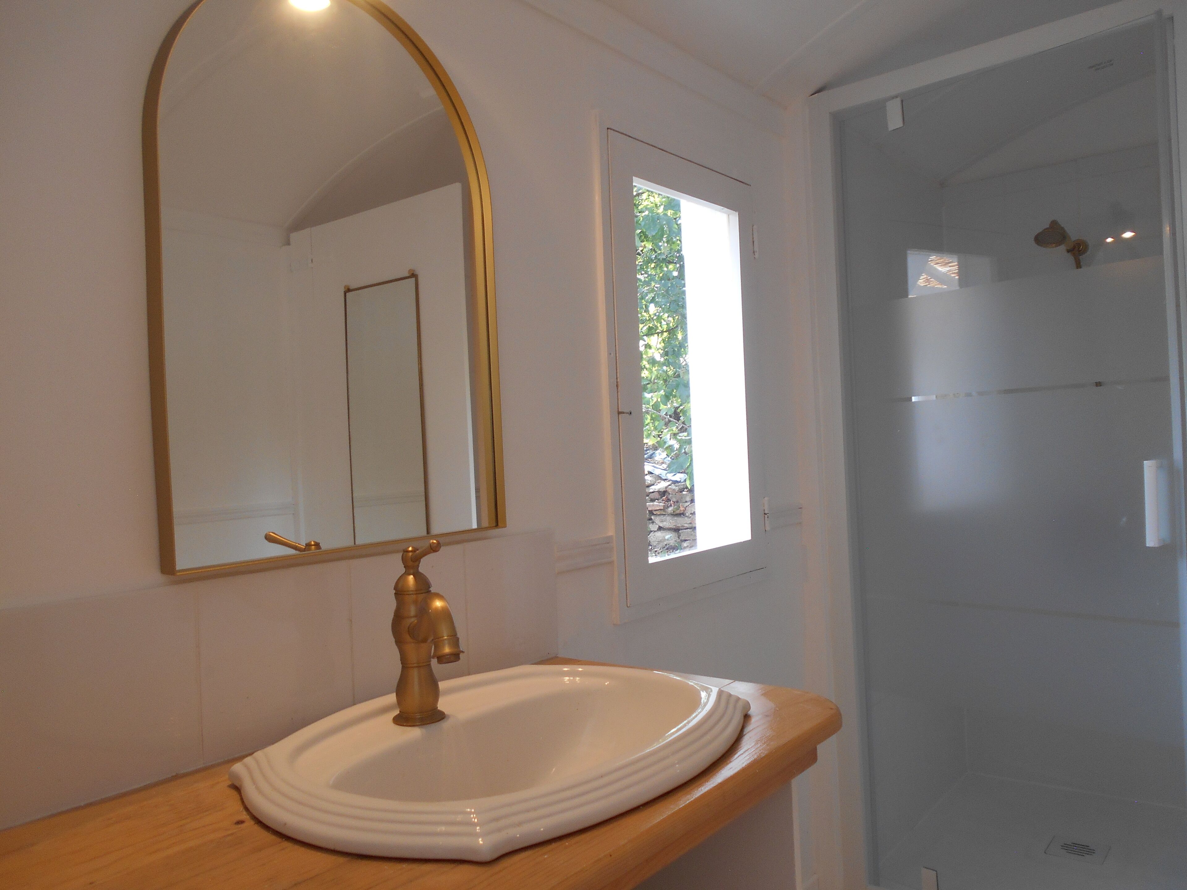 Bruser, håndklæder, Toiletpapir