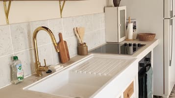 Microonde, forno, piano cottura