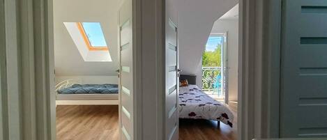 7 chambres, fer et planche à repasser, Wi-Fi, draps fournis