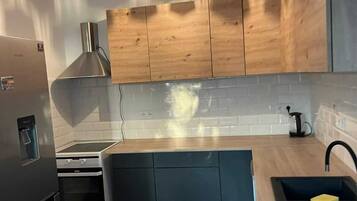 Oven, stovetop