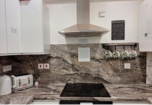 Fridge, microwave, oven, cookware/dishes/utensils