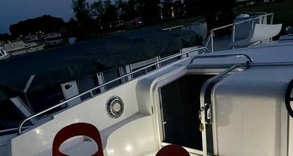 IRIS BATEAU DOUILLET