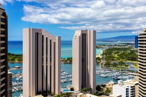 Marina - Special rate unitl May! Welcome to Windsor Waikiki #3804! (Honolulu)