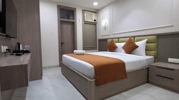 Junior Suite | Premium bedding, free WiFi, bed sheets