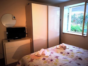 Apartment, Garden Area