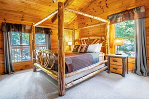 3 bedrooms, desk, iron/ironing board, WiFi