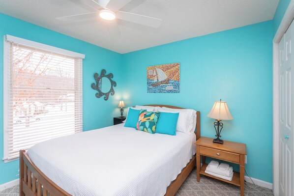 4 bedrooms, iron/ironing board, WiFi