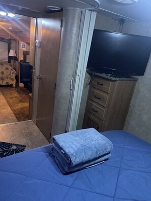 1 غرفة نوم وواي فاي وملاءات أسرّة