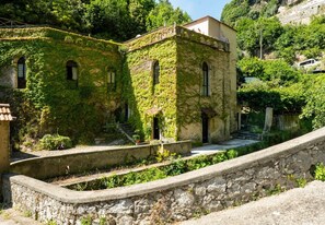 Villa | 3 bedrooms - Ravello Watermill Retreat Your Private Oasis Between Lemon Groves and the sea (Ravello)