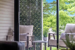 Interior - Leisure Nest Escape - For 7 (Branson)