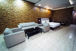 Free WiFi - HOTEL INDER PARADISE (Dasua)