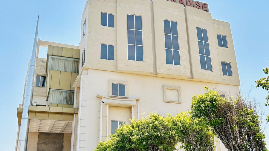 HOTEL INDER PARADISE