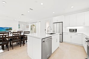 House | 3 bedrooms, Internet