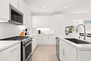 House | 3 bedrooms, Internet