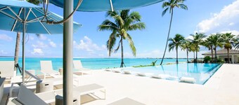 Two Bedroom Cable Beach Condo With Patio