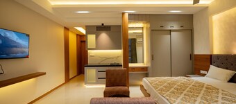 Onlystay DLF My Pad Gomti Nagar 套房