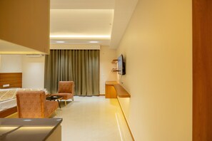 Luxury Double Room | Free WiFi
