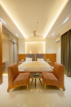 Luxury Double Room | Free WiFi