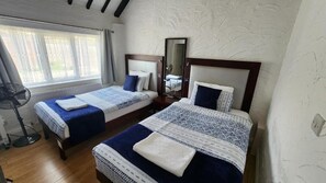 雙床房 | 隔音、熨斗/熨衣板、免費無線上網