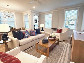 Téléviseur, bureau