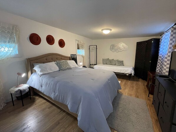 1 bedroom, WiFi, bed sheets