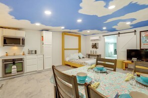 Apartment (1 Bedroom) | Interior