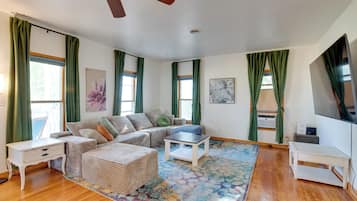 Rumah (2 Bedrooms) | Interior